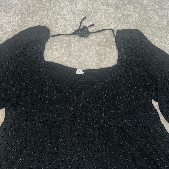 American Eagle Outfitters Tops - American Eagle black shirt